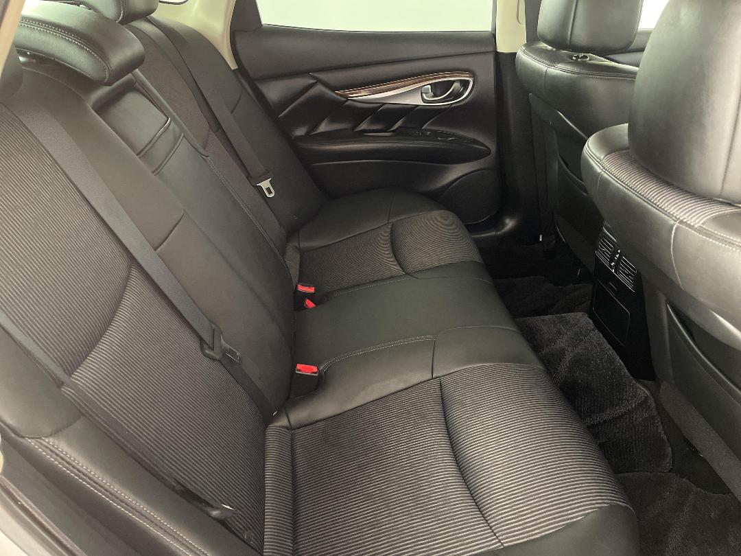 Photo '20' of Nissan Fuga Photo '20' of Nissan Fuga