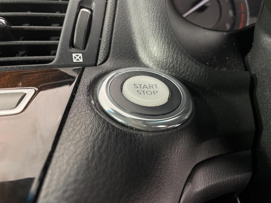 Photo '28' of Nissan Fuga Photo '28' of Nissan Fuga