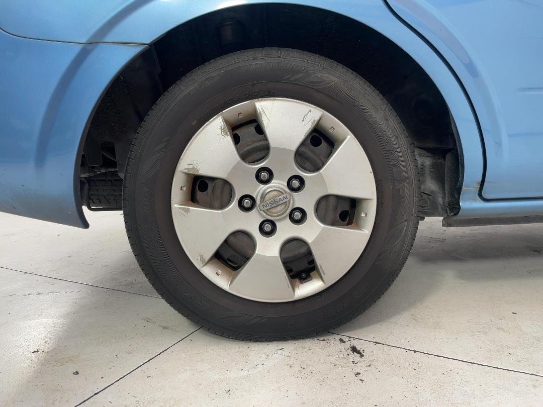 Photo '12' of Nissan Lafesta