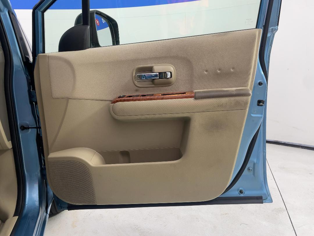 Photo '15' of Nissan Lafesta