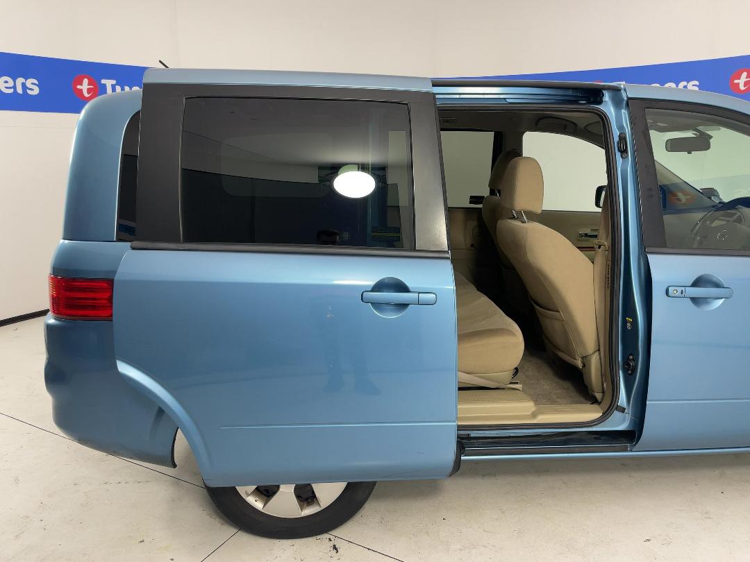 Photo '19' of Nissan Lafesta