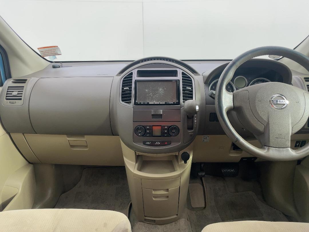 Photo '17' of Nissan Lafesta