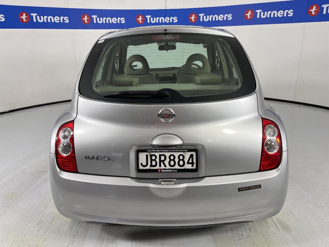 Photo '6' of Nissan March