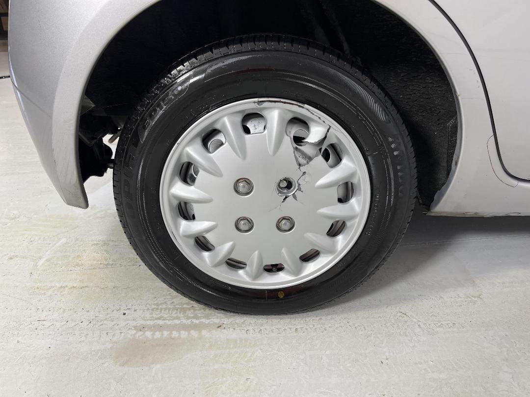 Photo '12' of Nissan March