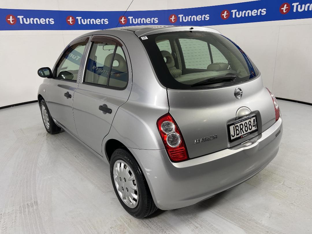 Photo '5' of Nissan March