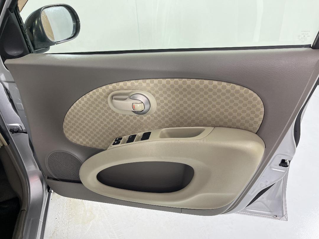 Photo '15' of Nissan March