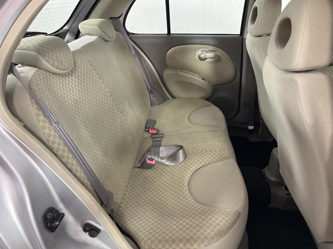 Photo '20' of Nissan March