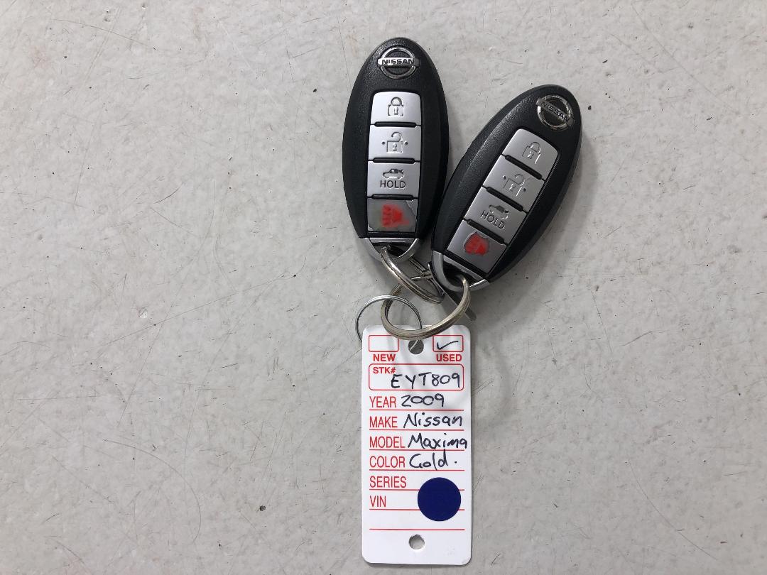 Photo '22' of Nissan Maxima