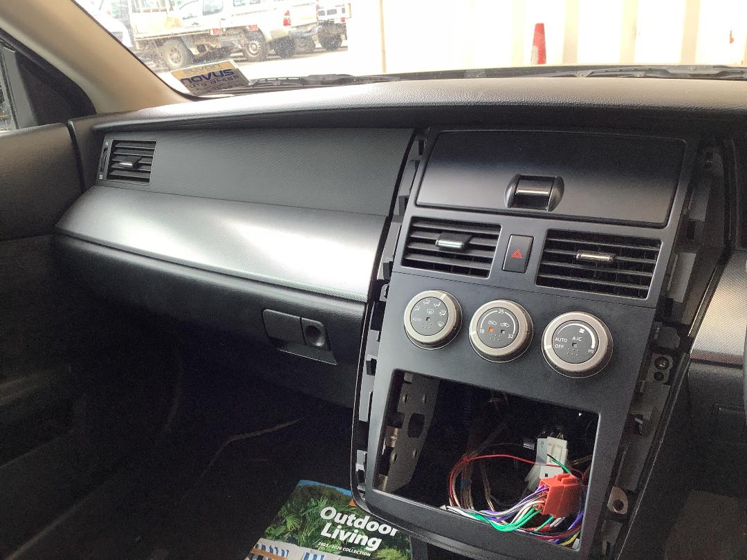 Photo '16' of Nissan Maxima ST Photo '16' of Nissan Maxima ST