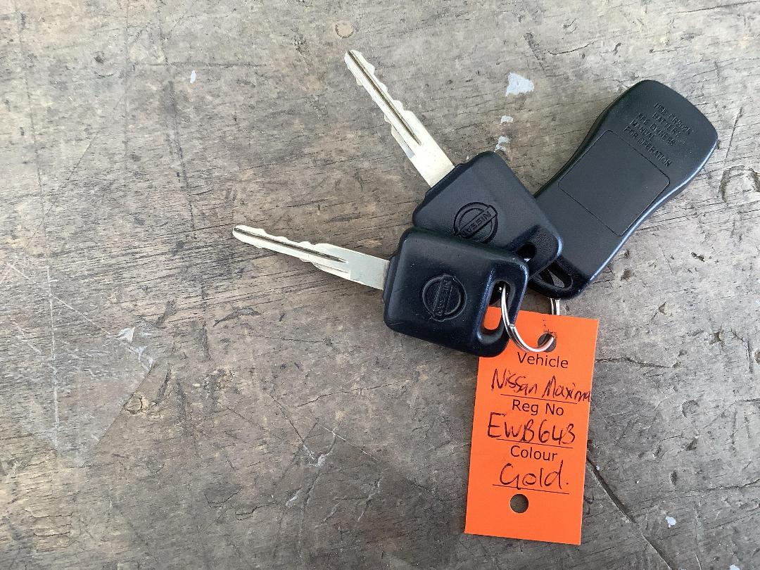 Photo '17' of Nissan Maxima ST Photo '17' of Nissan Maxima ST