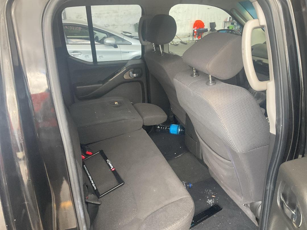 Photo '24' of Nissan Navara Photo '24' of Nissan Navara