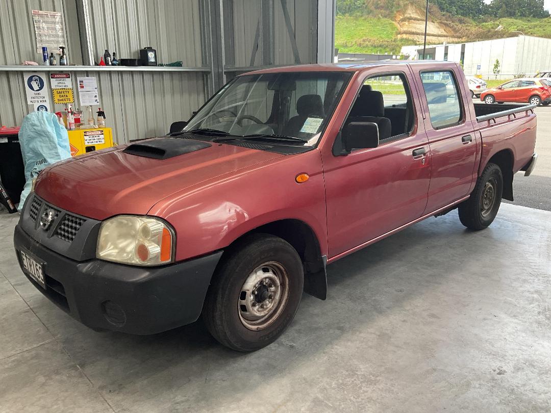 Photo '2' of Nissan Navara D/C ABS Photo '2' of Nissan Navara D/C ABS