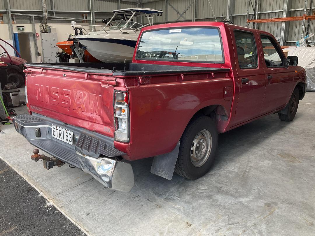 Photo '4' of Nissan Navara D/C ABS Photo '4' of Nissan Navara D/C ABS