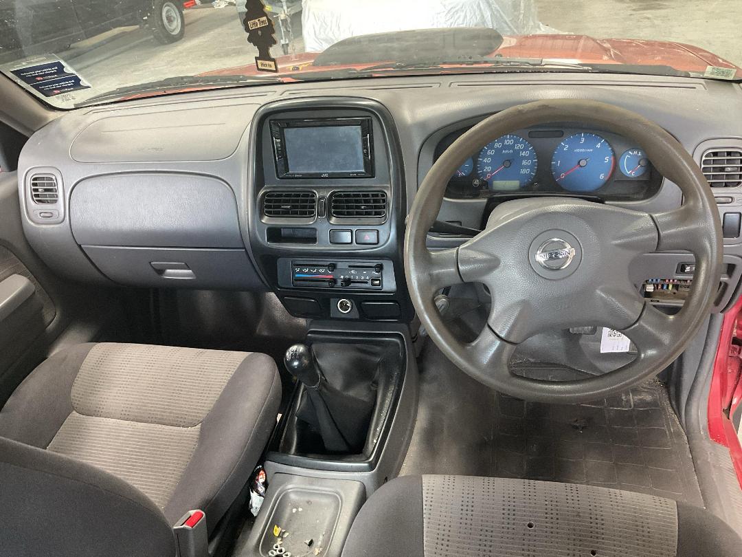 Photo '15' of Nissan Navara D/C ABS Photo '15' of Nissan Navara D/C ABS