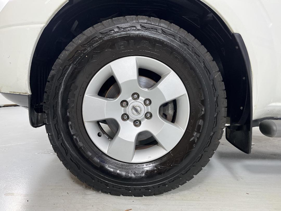 Photo '10' of Nissan Navara