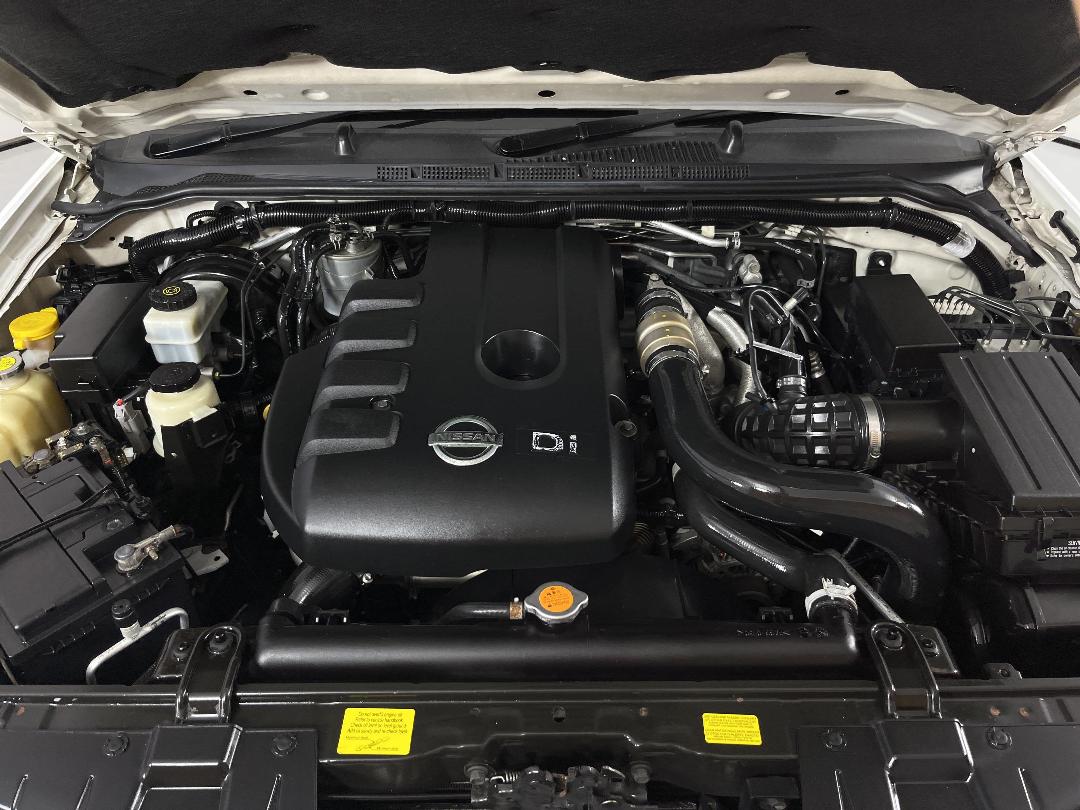 Photo '13' of Nissan Navara