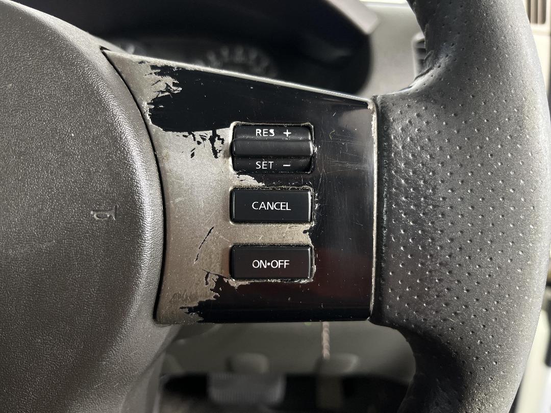 Photo '24' of Nissan Navara