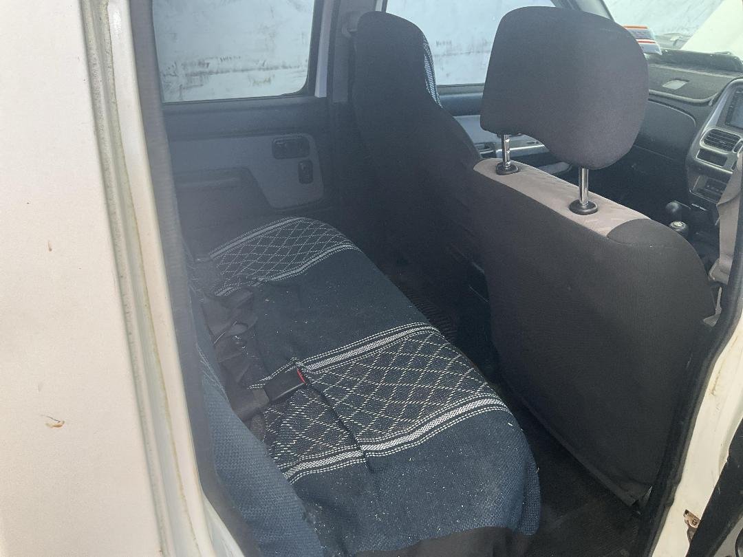 Photo '21' of Nissan Navara Utility Dual CAB Photo '21' of Nissan Navara Utility Dual CAB