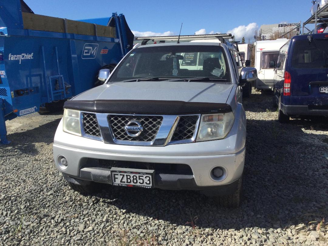 Photo '2' of Nissan Navara