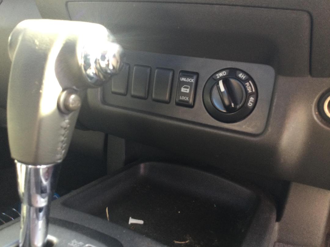 Photo '13' of Nissan Navara