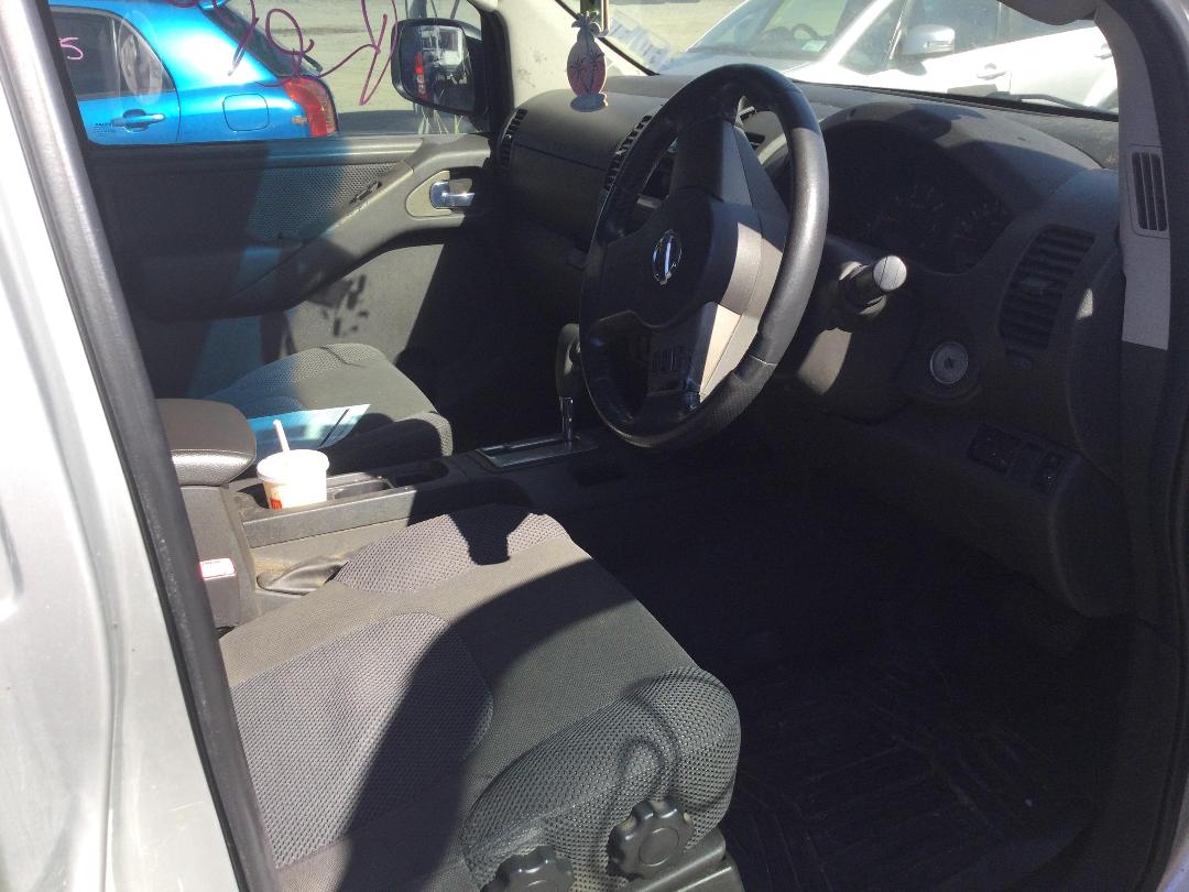 Photo '9' of Nissan Navara