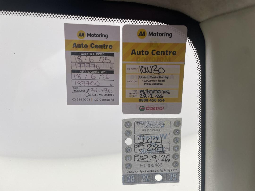 Photo '23' of Nissan Note Photo '23' of Nissan Note