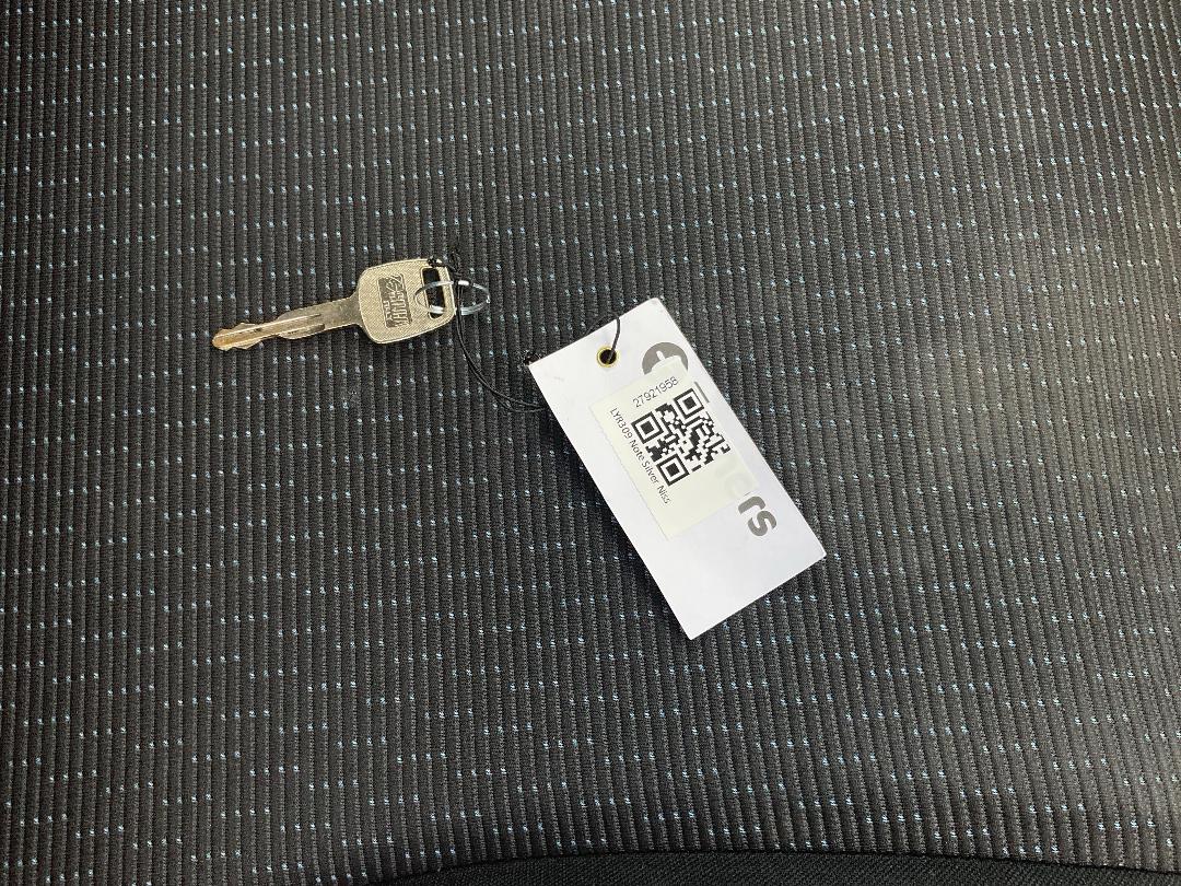 Photo '14' of Nissan Note