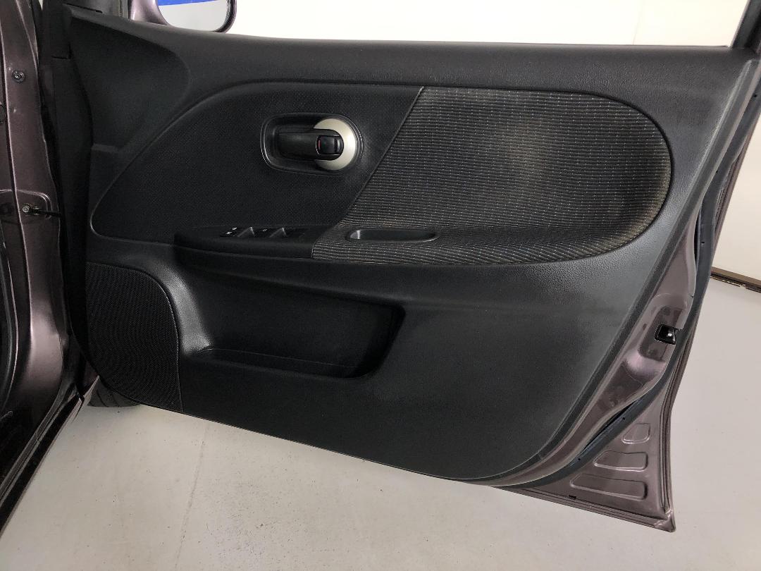 Photo '15' of Nissan Note