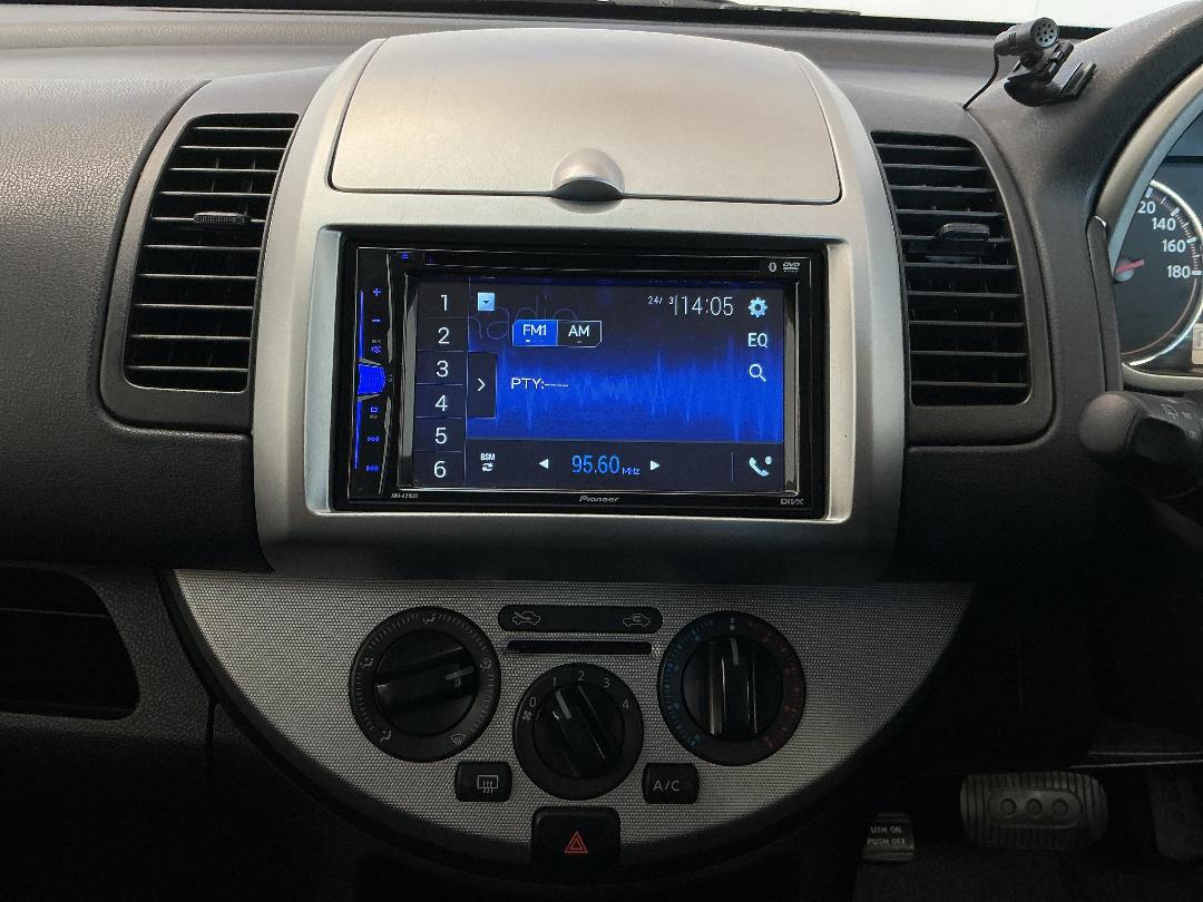 Photo '18' of Nissan Note