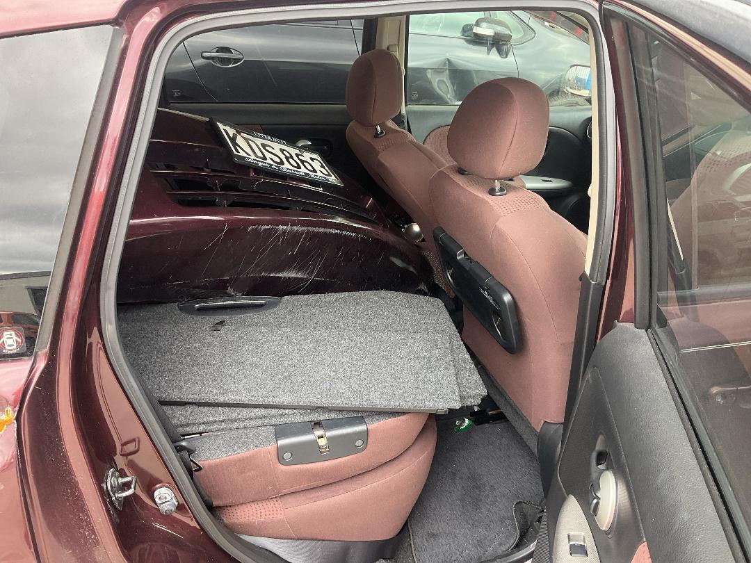 Photo '11' of Nissan Note