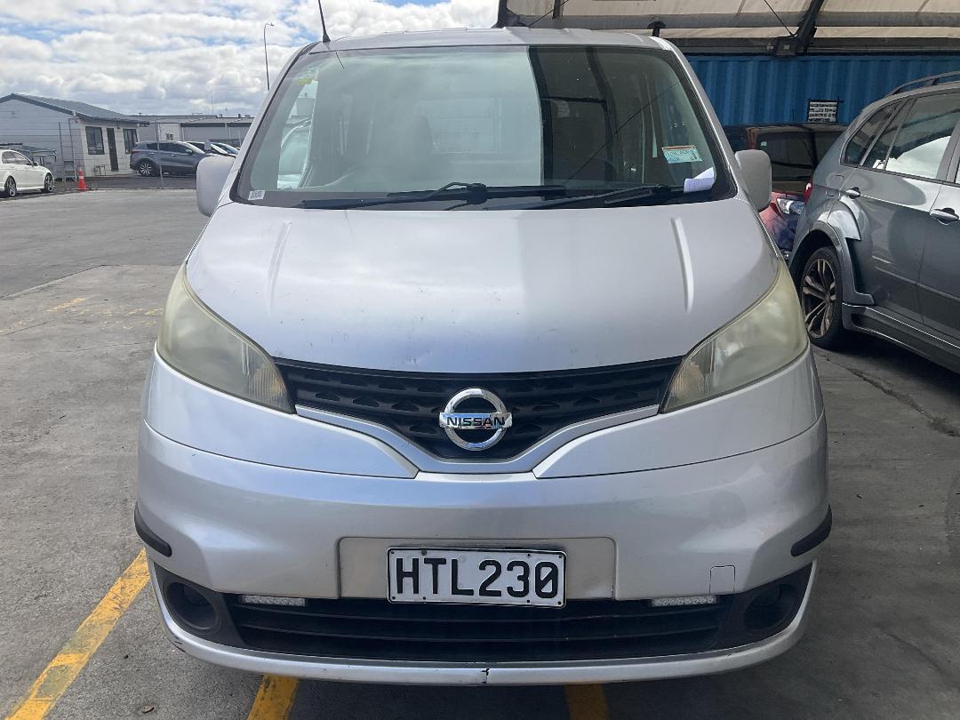 Photo '2' of Nissan NV200