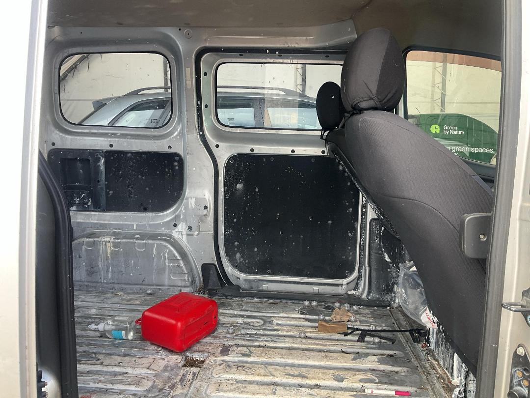 Photo '7' of Nissan NV200