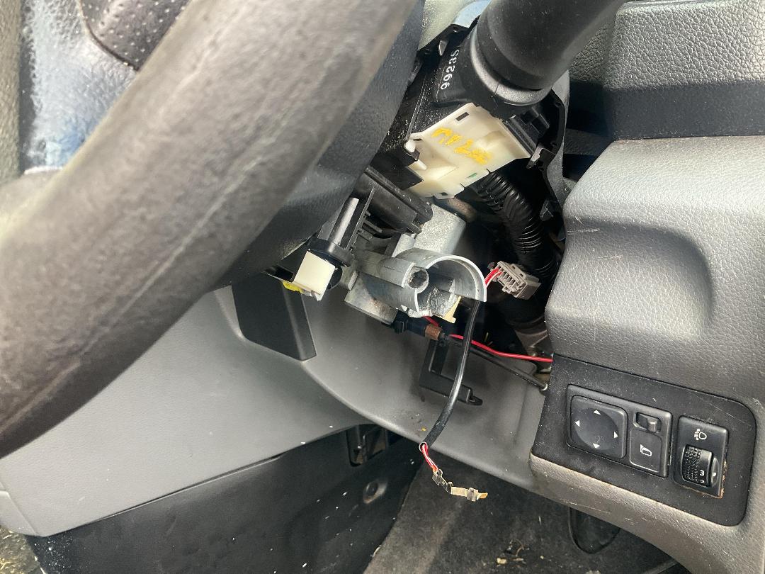 Photo '11' of Nissan NV200