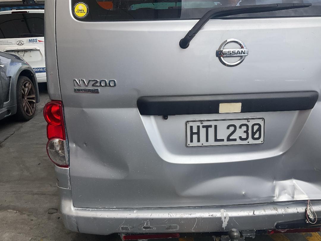 Photo '29' of Nissan NV200