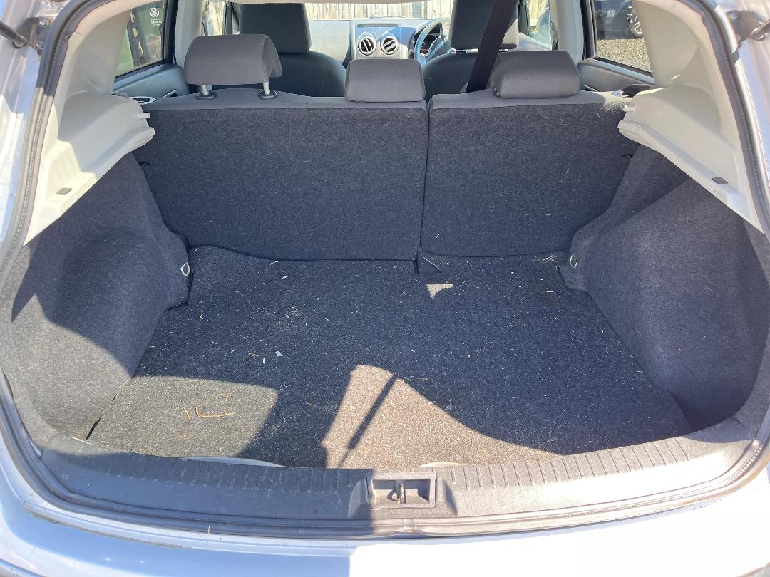 Photo '8' of Nissan Qashqai ST Photo '8' of Nissan Qashqai ST