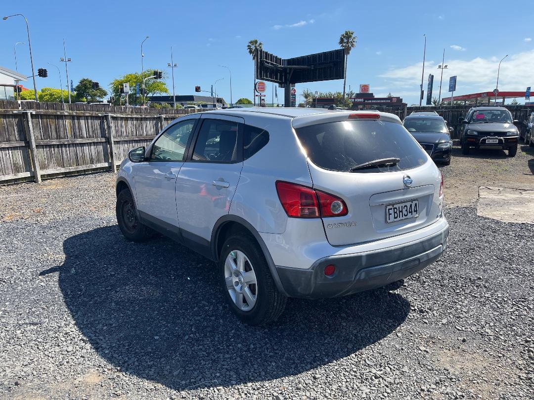 Photo '7' of Nissan Qashqai ST Photo '7' of Nissan Qashqai ST