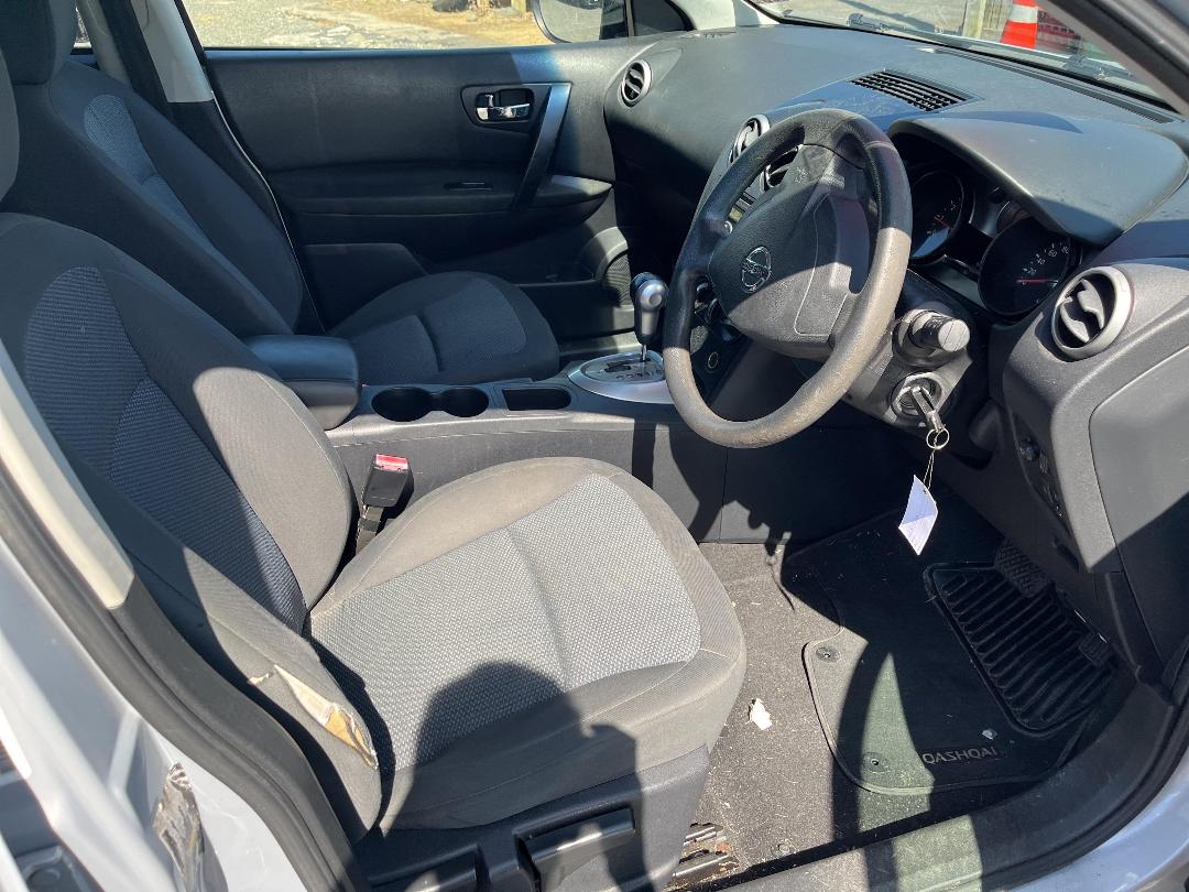 Photo '10' of Nissan Qashqai ST Photo '10' of Nissan Qashqai ST