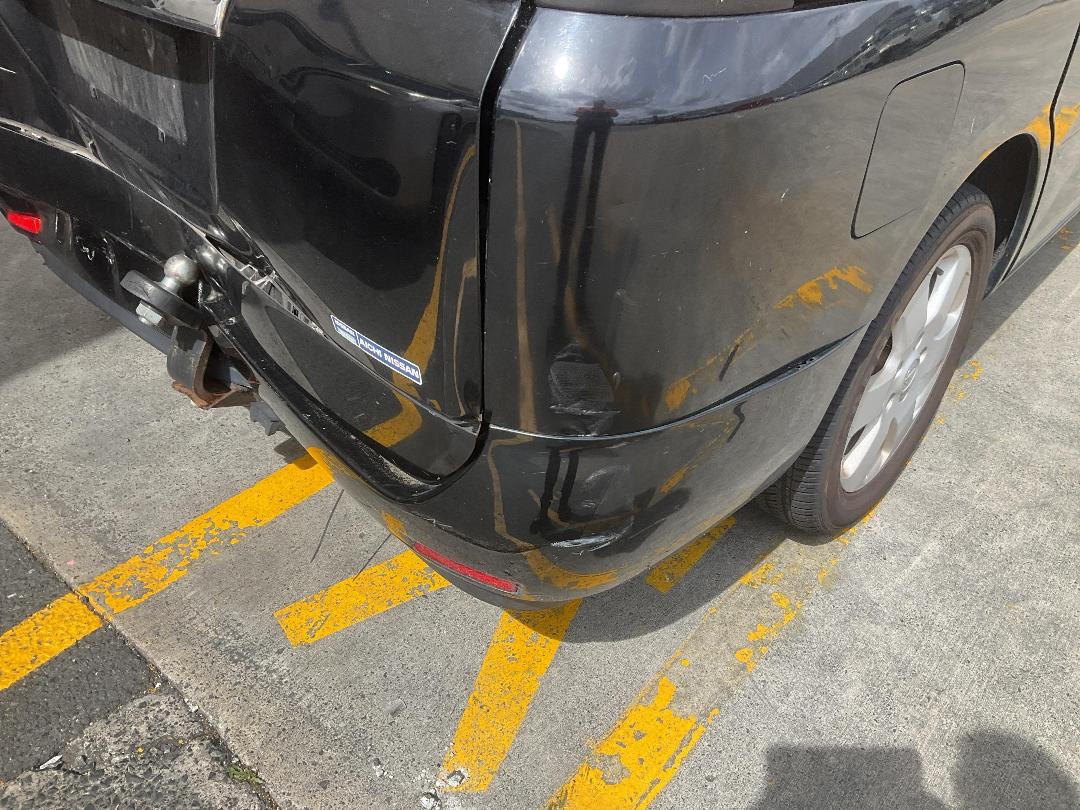 Photo '23' of Nissan Serena