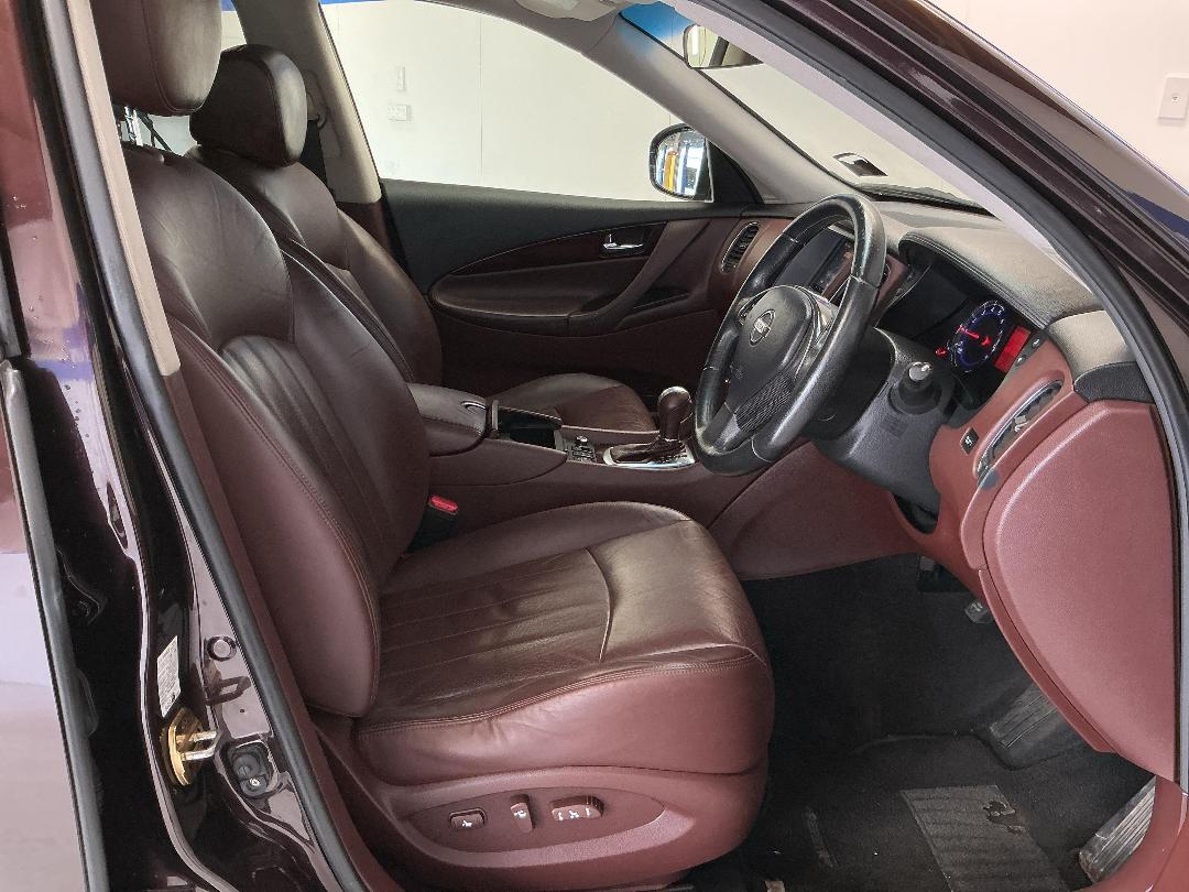 Photo '16' of Nissan Skyline Photo '16' of Nissan Skyline