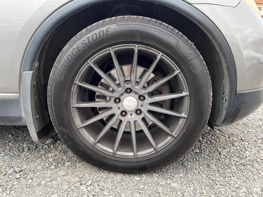 Photo '7' of Nissan Skyline 370GT Four Photo '7' of Nissan Skyline 370GT Four