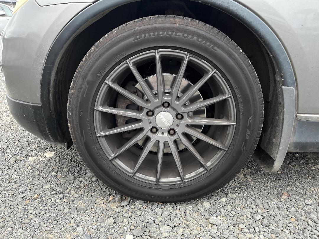 Photo '8' of Nissan Skyline 370GT Four Photo '8' of Nissan Skyline 370GT Four