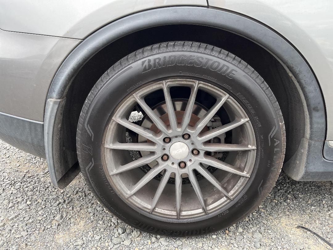 Photo '10' of Nissan Skyline 370GT Four Photo '10' of Nissan Skyline 370GT Four