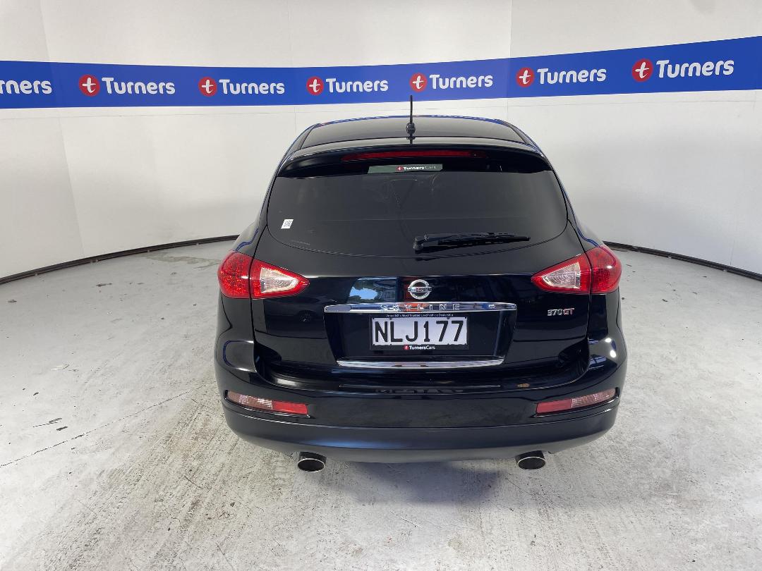 Photo '6' of Nissan Skyline