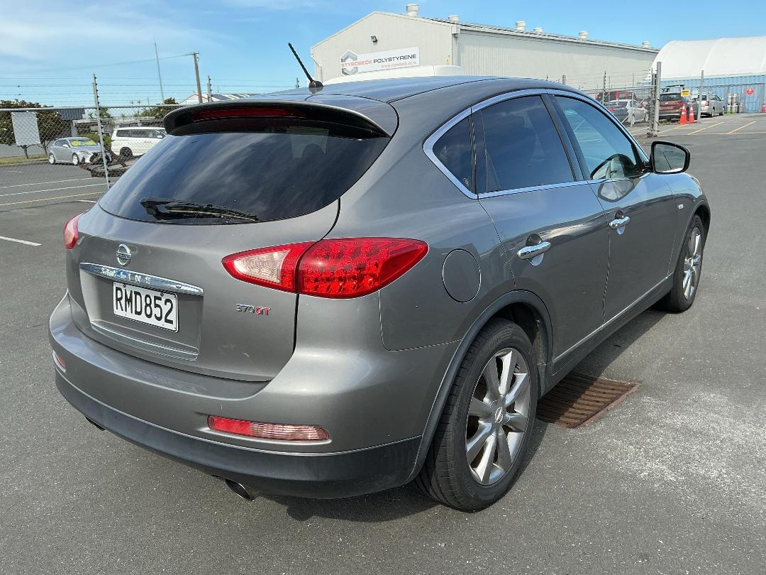 Photo '7' of Nissan Skyline Crossover