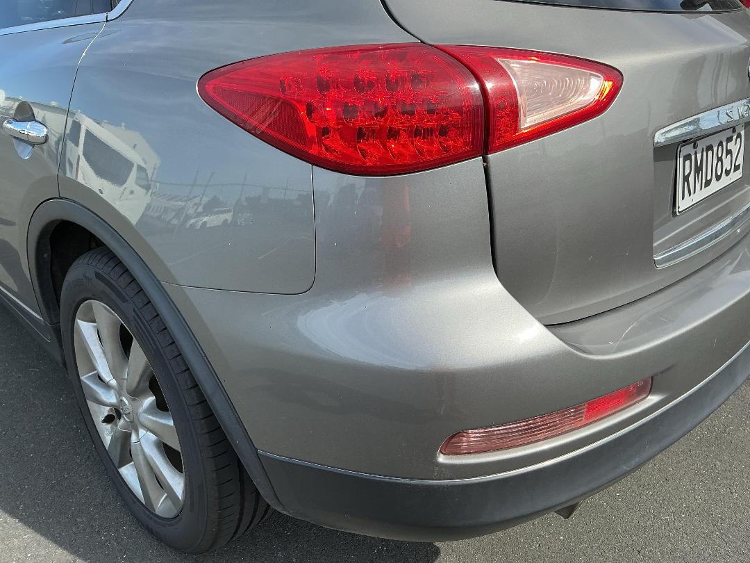 Photo '31' of Nissan Skyline Crossover