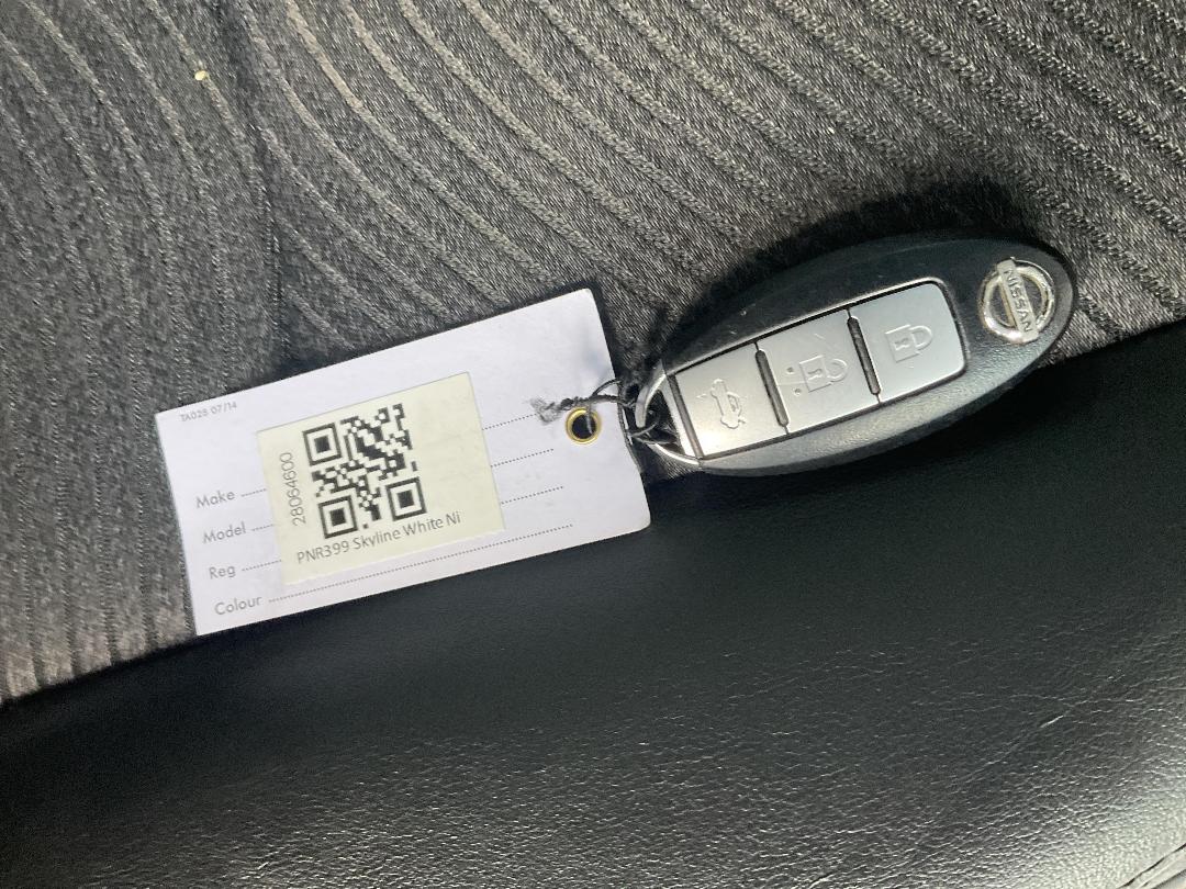 Photo '17' of Nissan Skyline