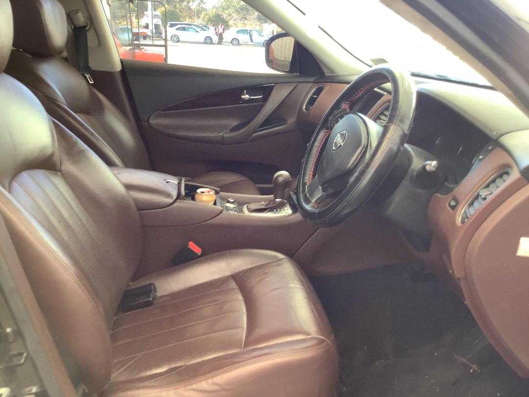 Photo '9' of Nissan Skyline Photo '9' of Nissan Skyline