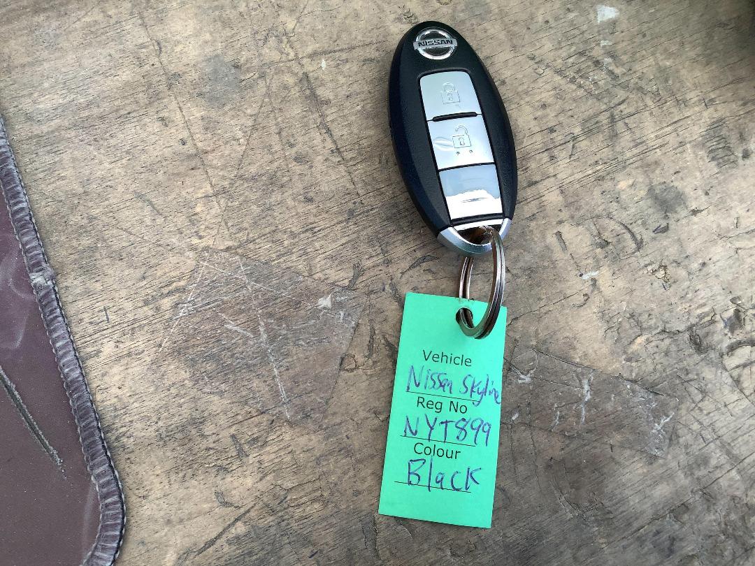 Photo '17' of Nissan Skyline Photo '17' of Nissan Skyline