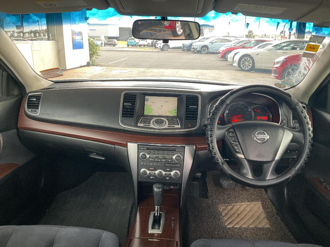 Photo '17' of Nissan Teana