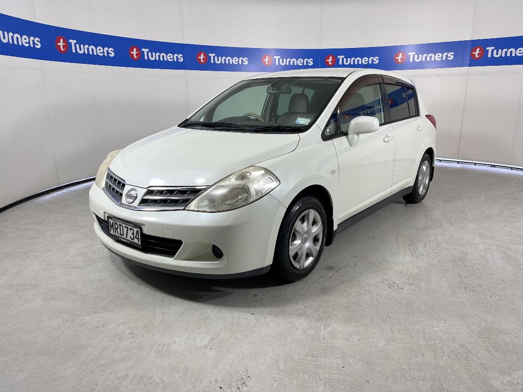 Photo '4' of Nissan Tiida Photo '4' of Nissan Tiida